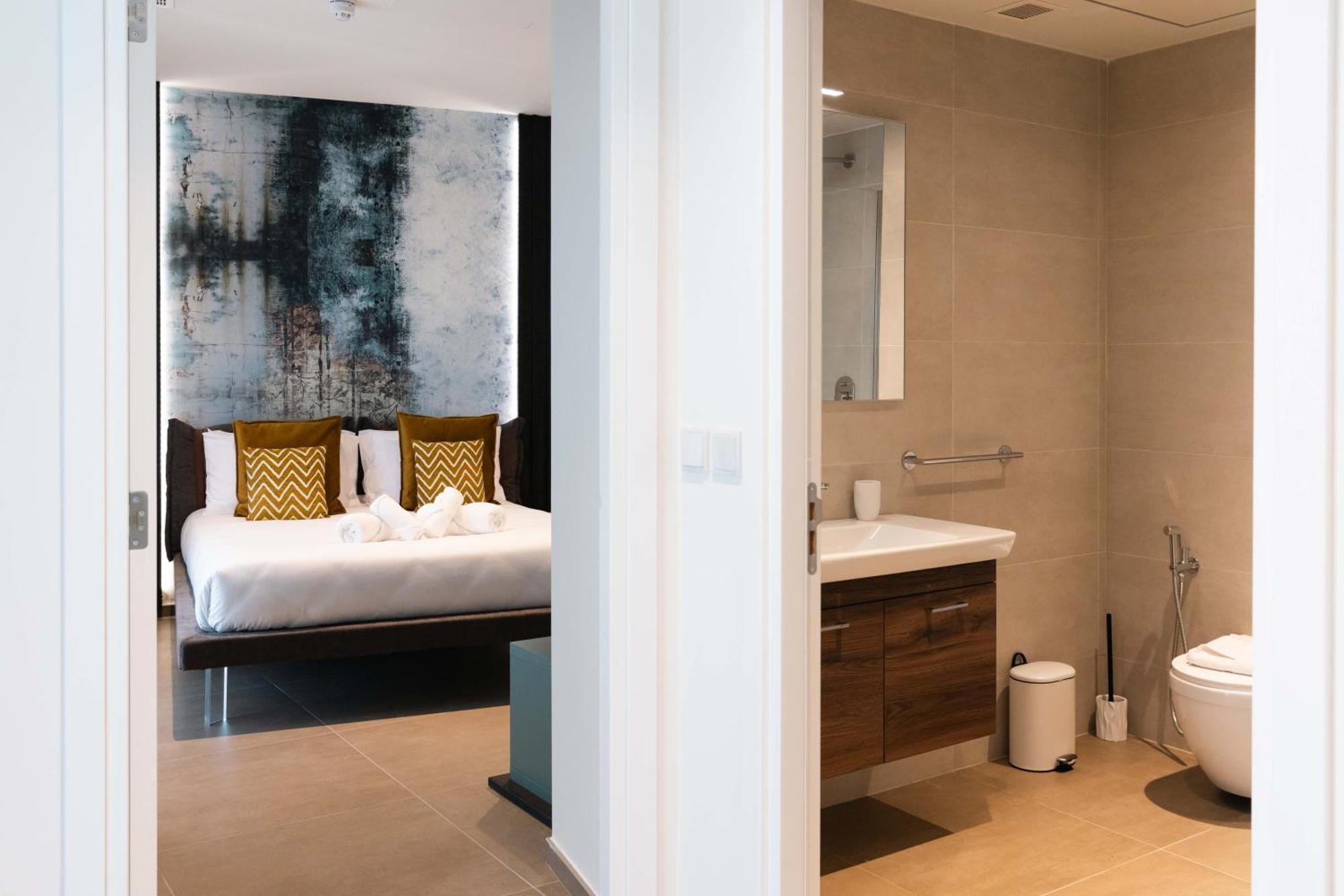 Apartment Mercury Tower Exclusive 1br With Rooftop Pool By Arcobnb
