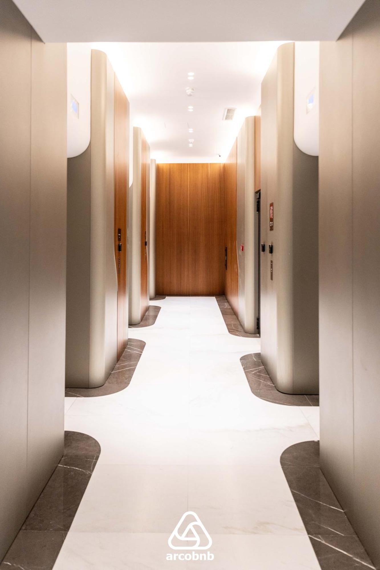 Apartment Mercury Tower Exclusive 1br With Rooftop Pool By Arcobnb *